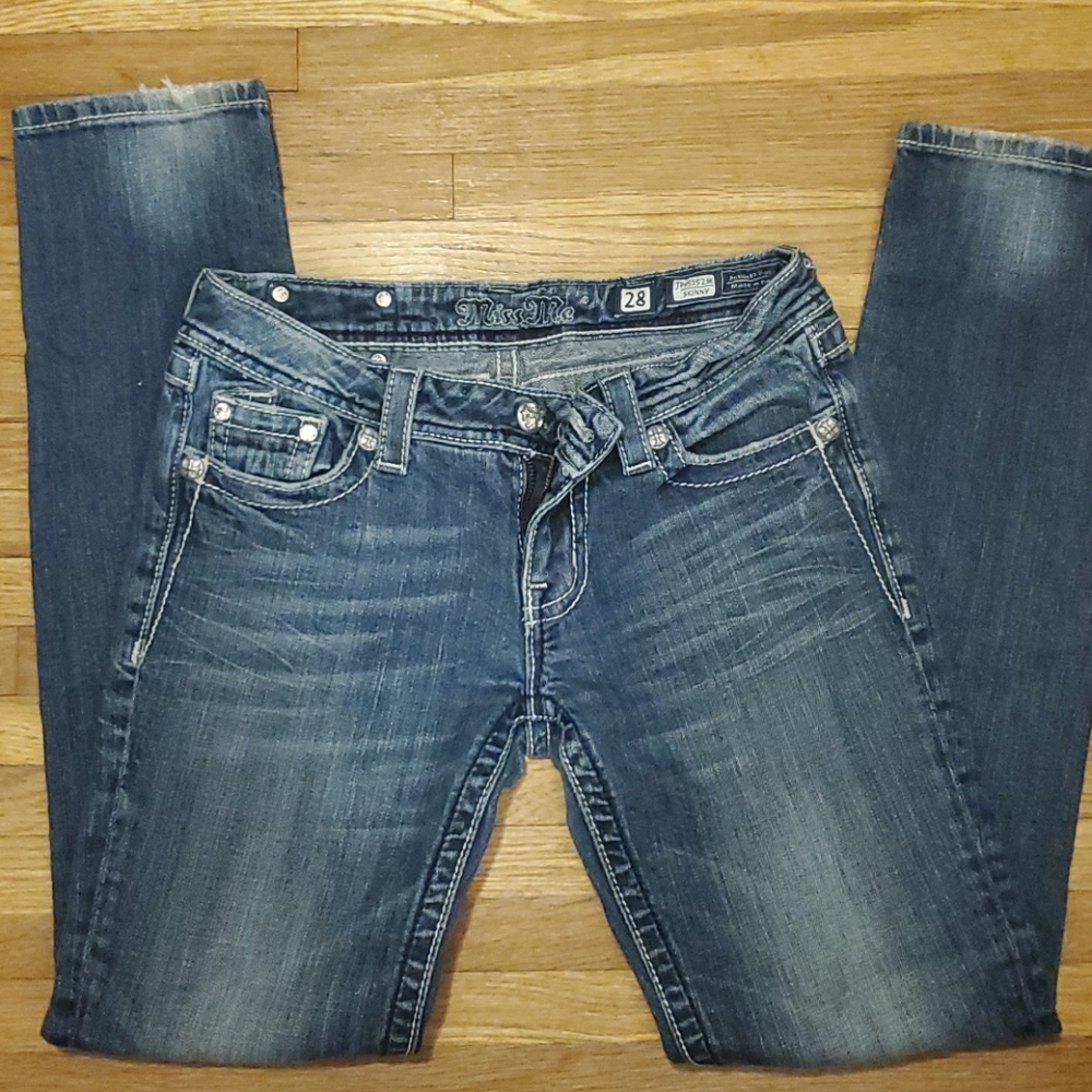 Miss me skinny jeans 👖  size 28 Inseam Measuring 31 Inches - Picture 6 of 10